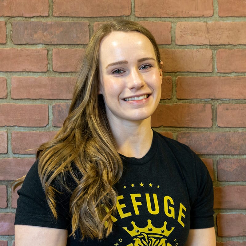 Emily Hubbard coach at Refuge CrossFit